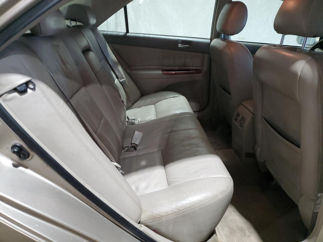 2002 Toyota Camry - Image 10
