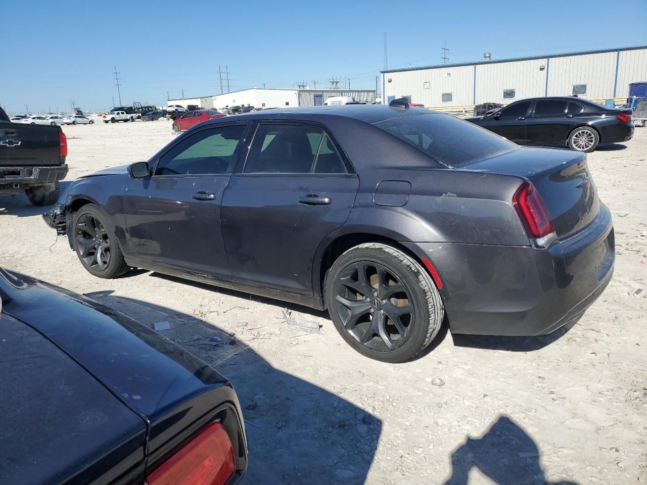 2021 Chrysler 300 - Image 2