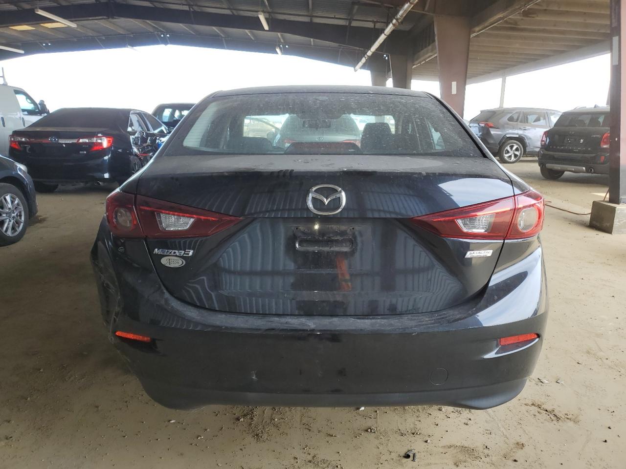 2014 Mazda 3 - Image 6