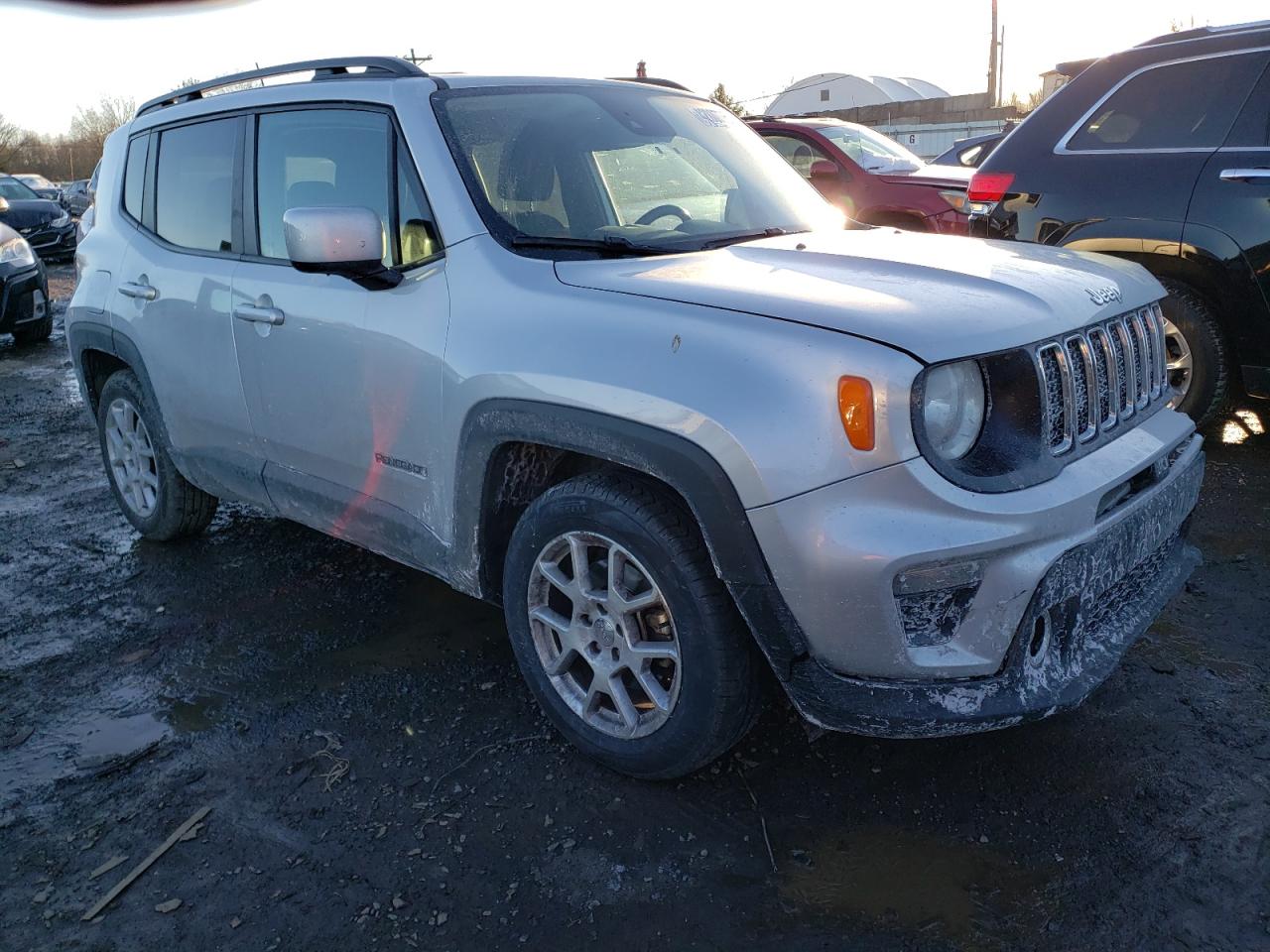 2021 Jeep Renegade - Image 4