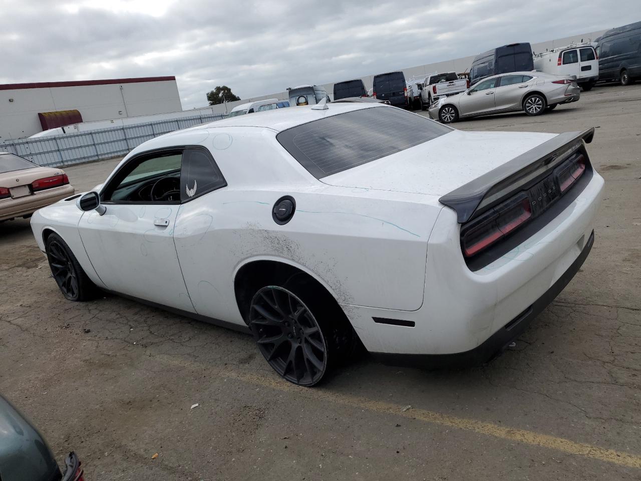 2016 Dodge Challenger - Image 2
