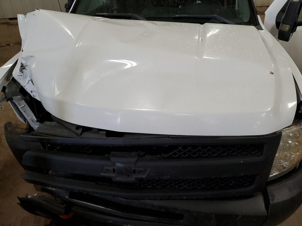 2011 Chevrolet Silverado - Image 12