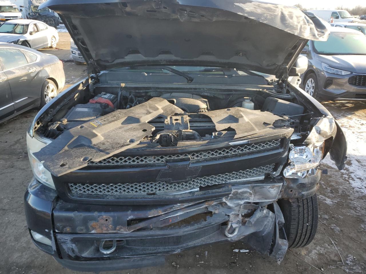 2009 Chevrolet Silverado - Image 12