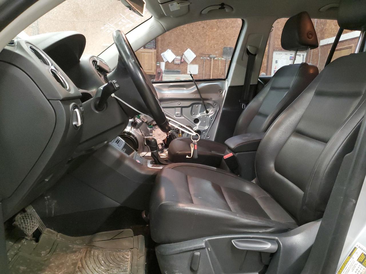 2017 Volkswagen Tiguan - Image 7