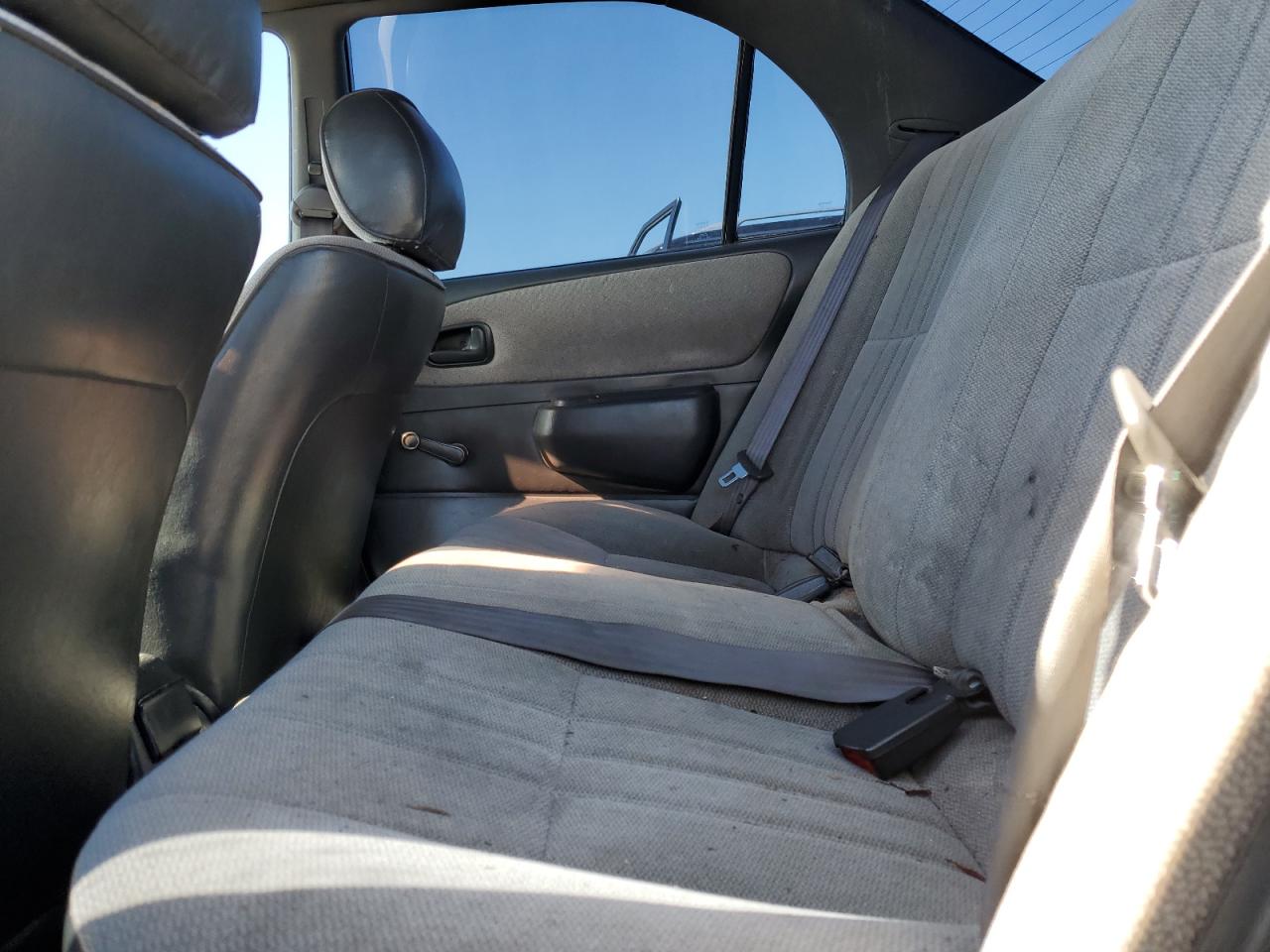 1997 Toyota Corolla - Image 10