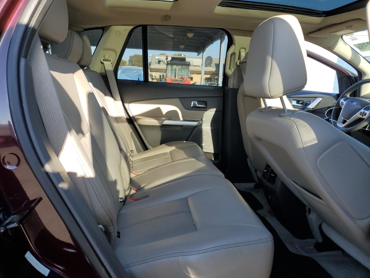 2011 Ford Edge - Image 10
