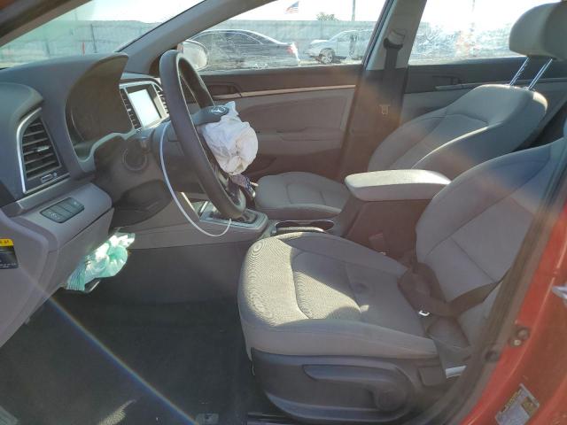  HYUNDAI ELANTRA 2017 Czerwony