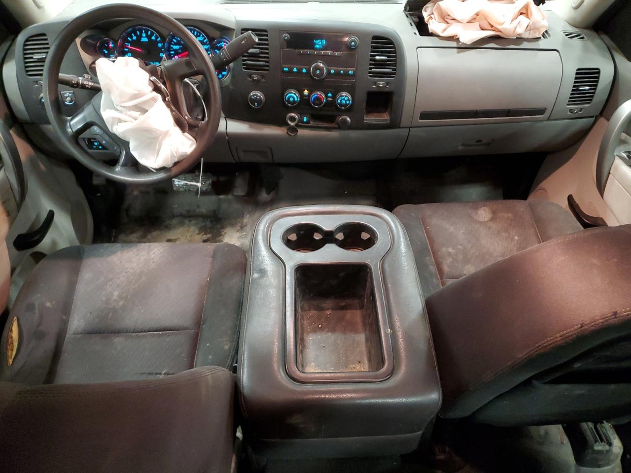 2013 Chevrolet Silverado - Image 8
