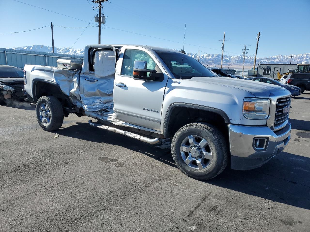 2017 GMC Sierra - Image 4
