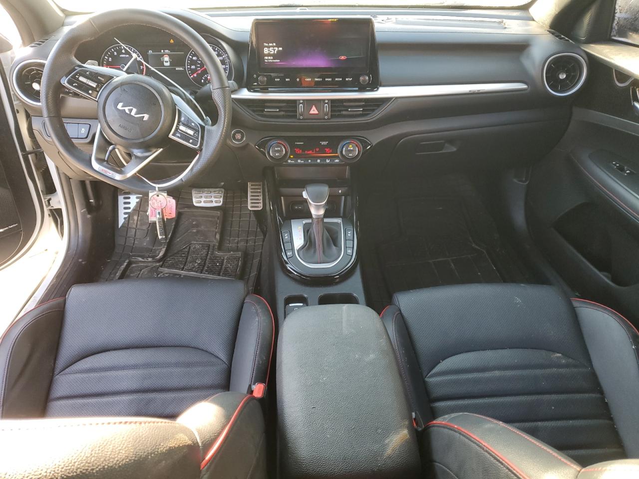 2023 Kia Forte - Image 8