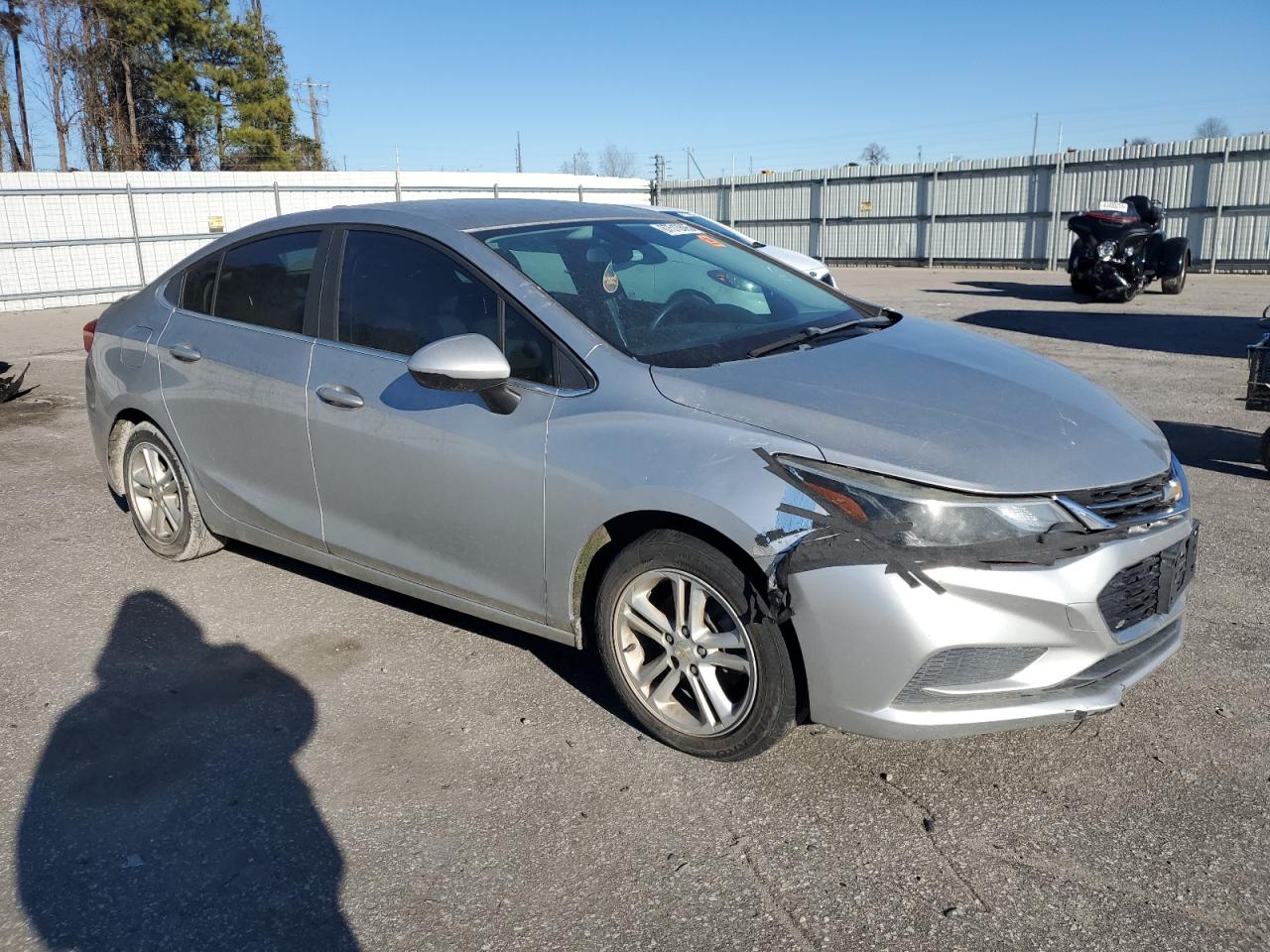 VIN 1G1BE5SM8G7274578 2016 CHEVROLET CRUZE no.4