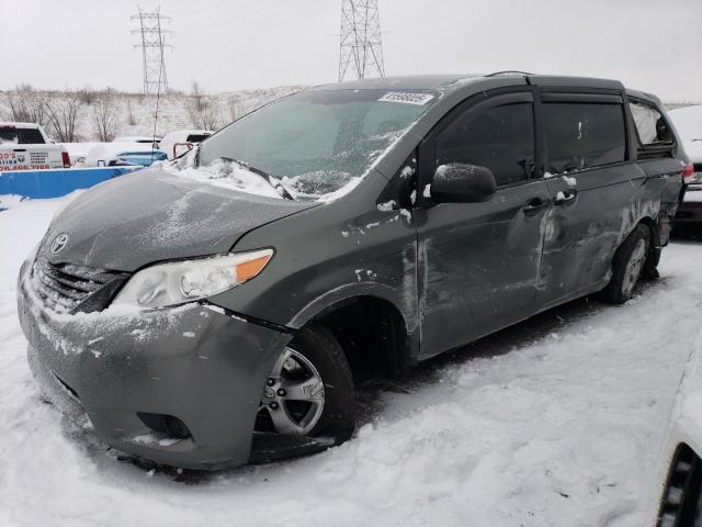 2014 Toyota Sienna 