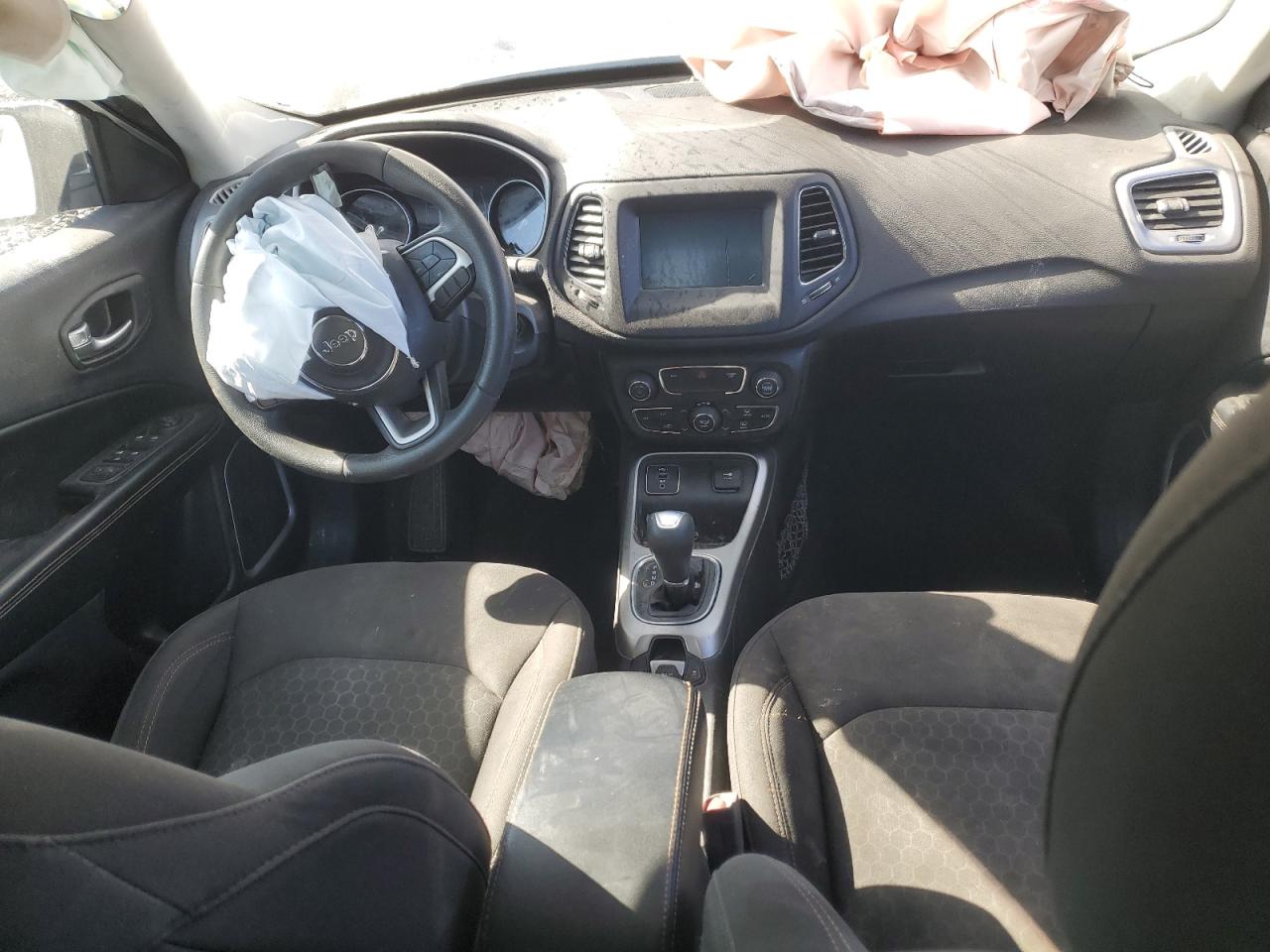 2021 Jeep Compass - Image 8