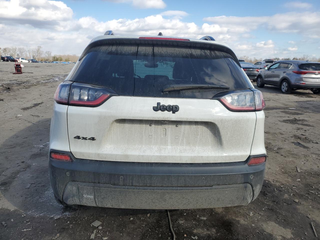 2023 Jeep Cherokee - Image 6