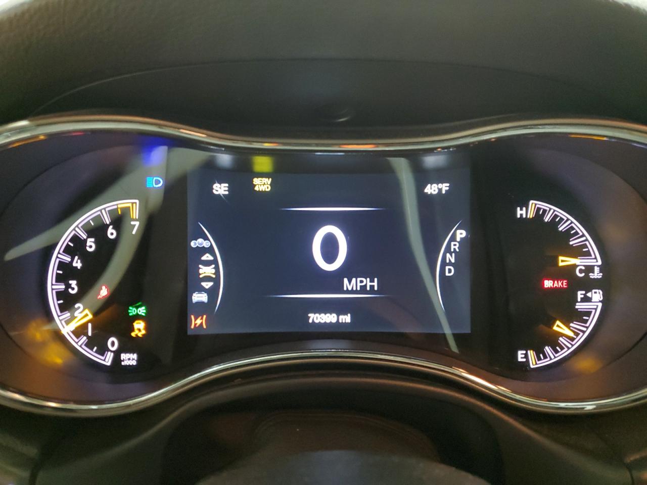 2020 Jeep Grand Cherokee - Image 9