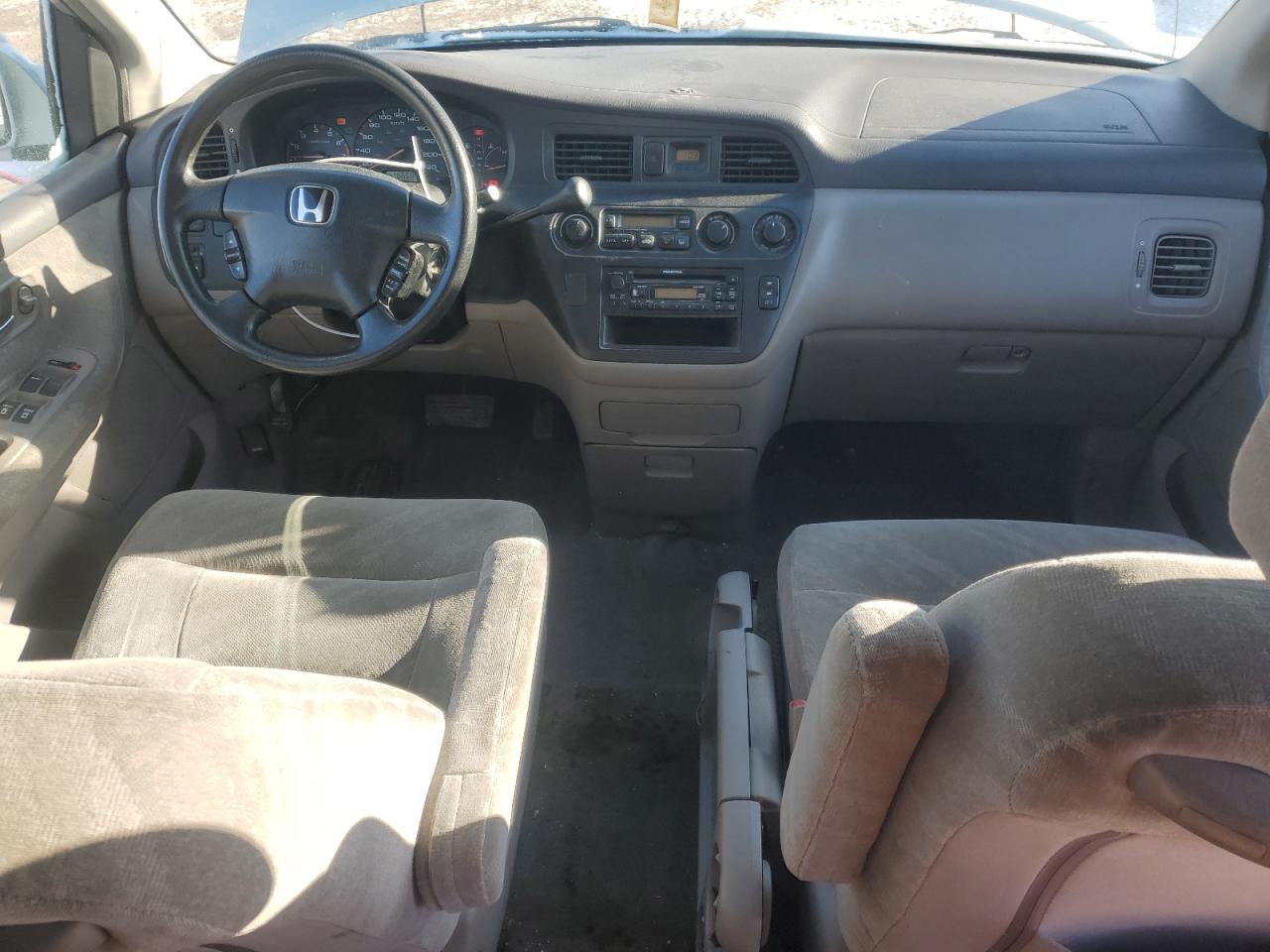2002 Honda Odyssey - Image 8