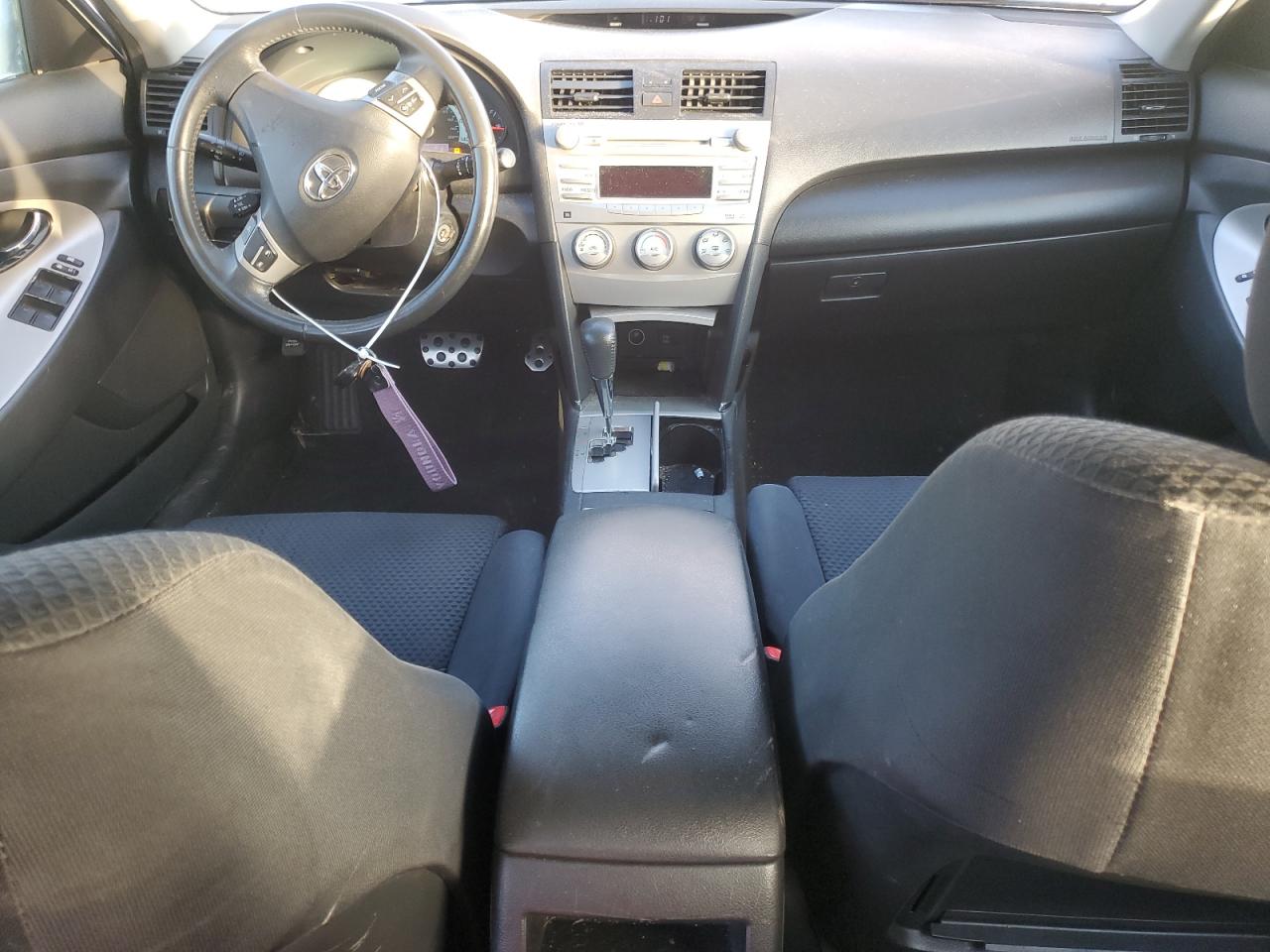 2011 Toyota Camry - Image 8