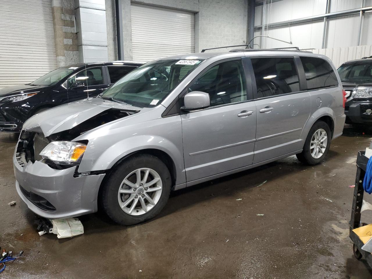 2016 Dodge Caravan - Image 1