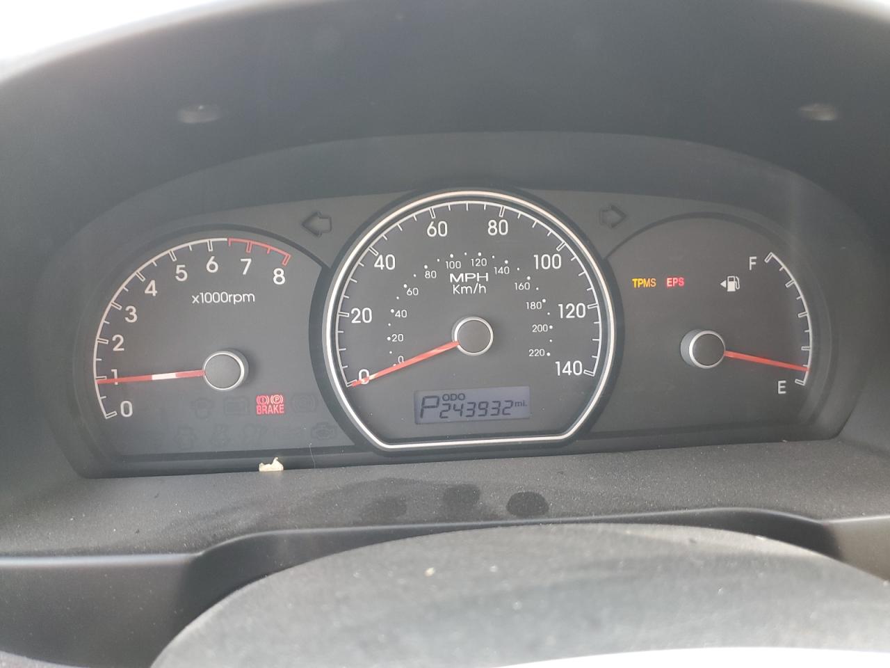 2010 Hyundai Elantra - Image 9