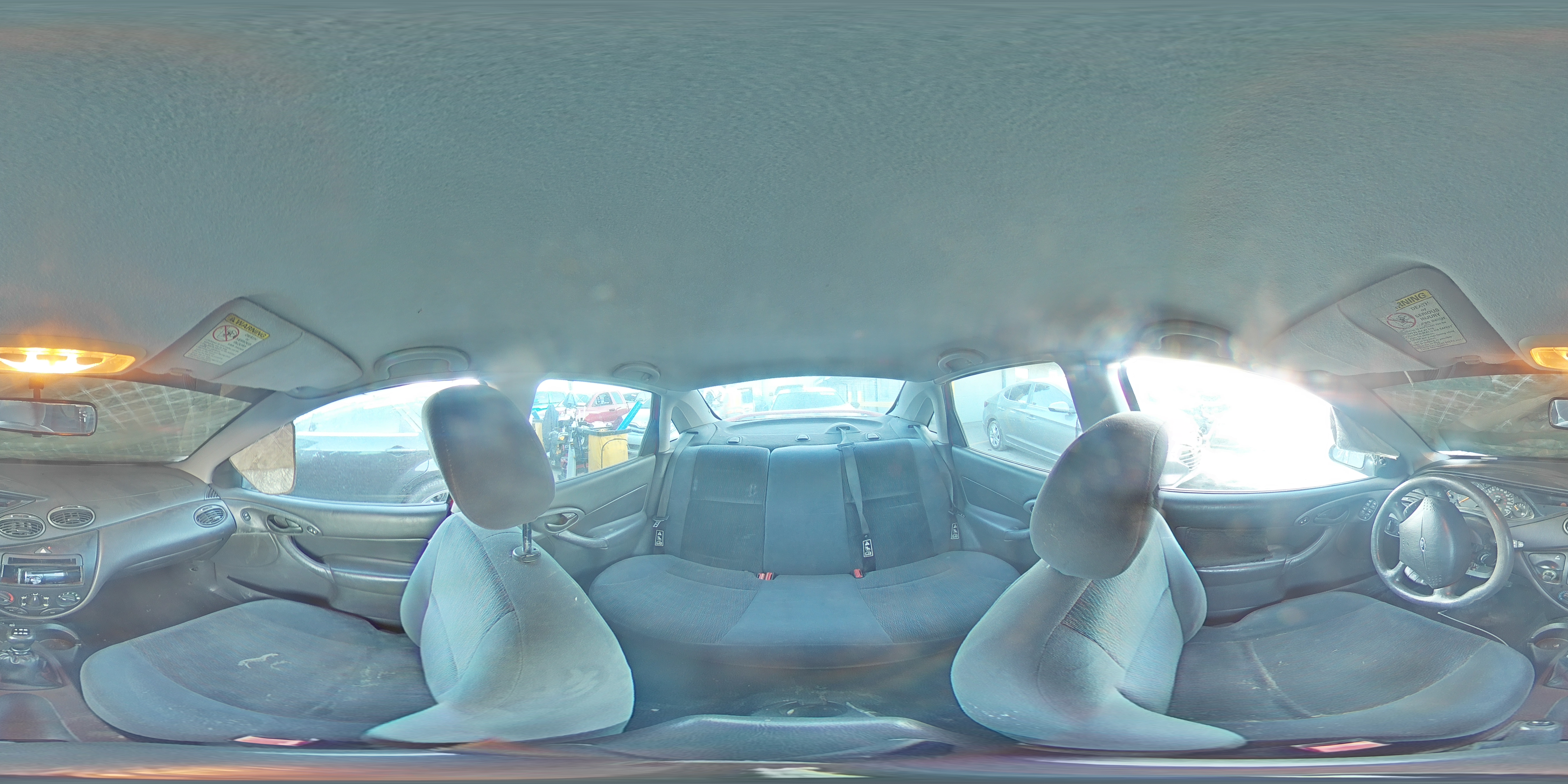 2000 Ford Focus - Image 12