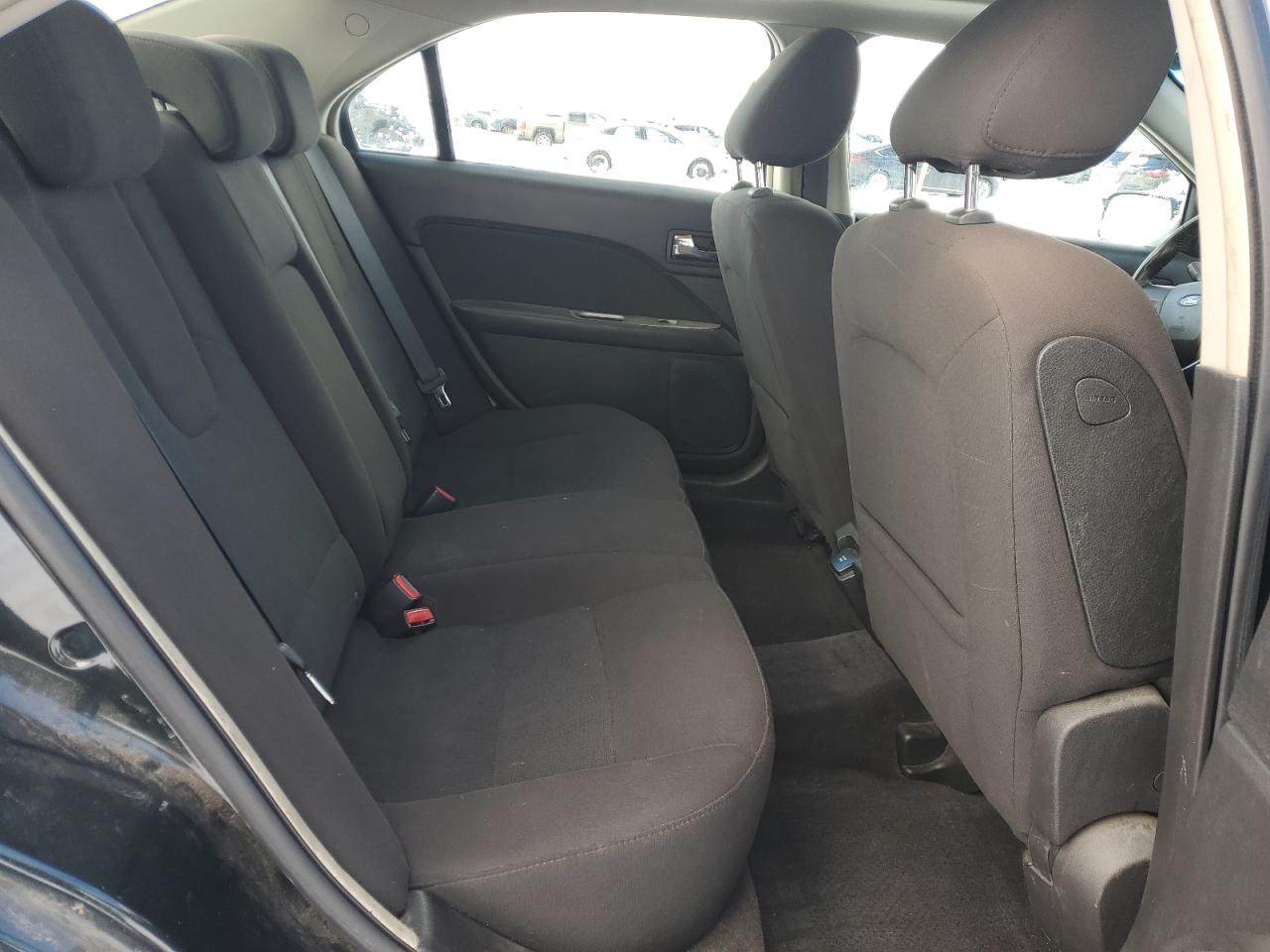 2010 Ford Fusion - Image 10