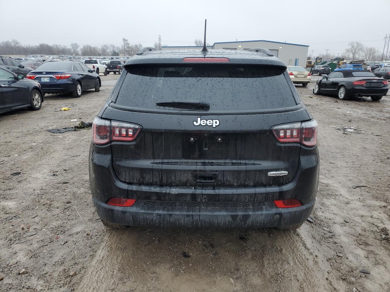 2022 Jeep Compass - Image 6
