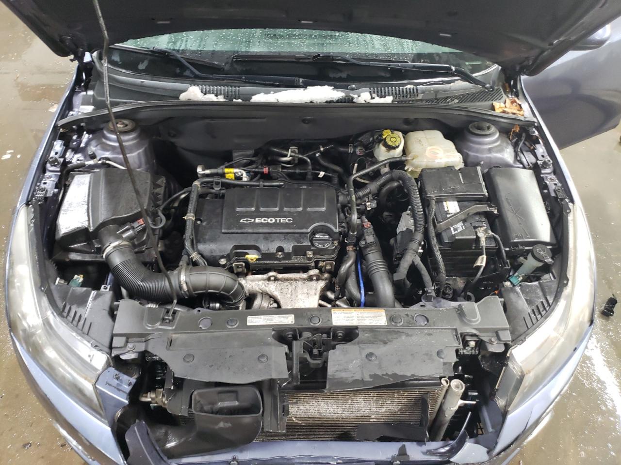 2014 Chevrolet Cruze - Image 11