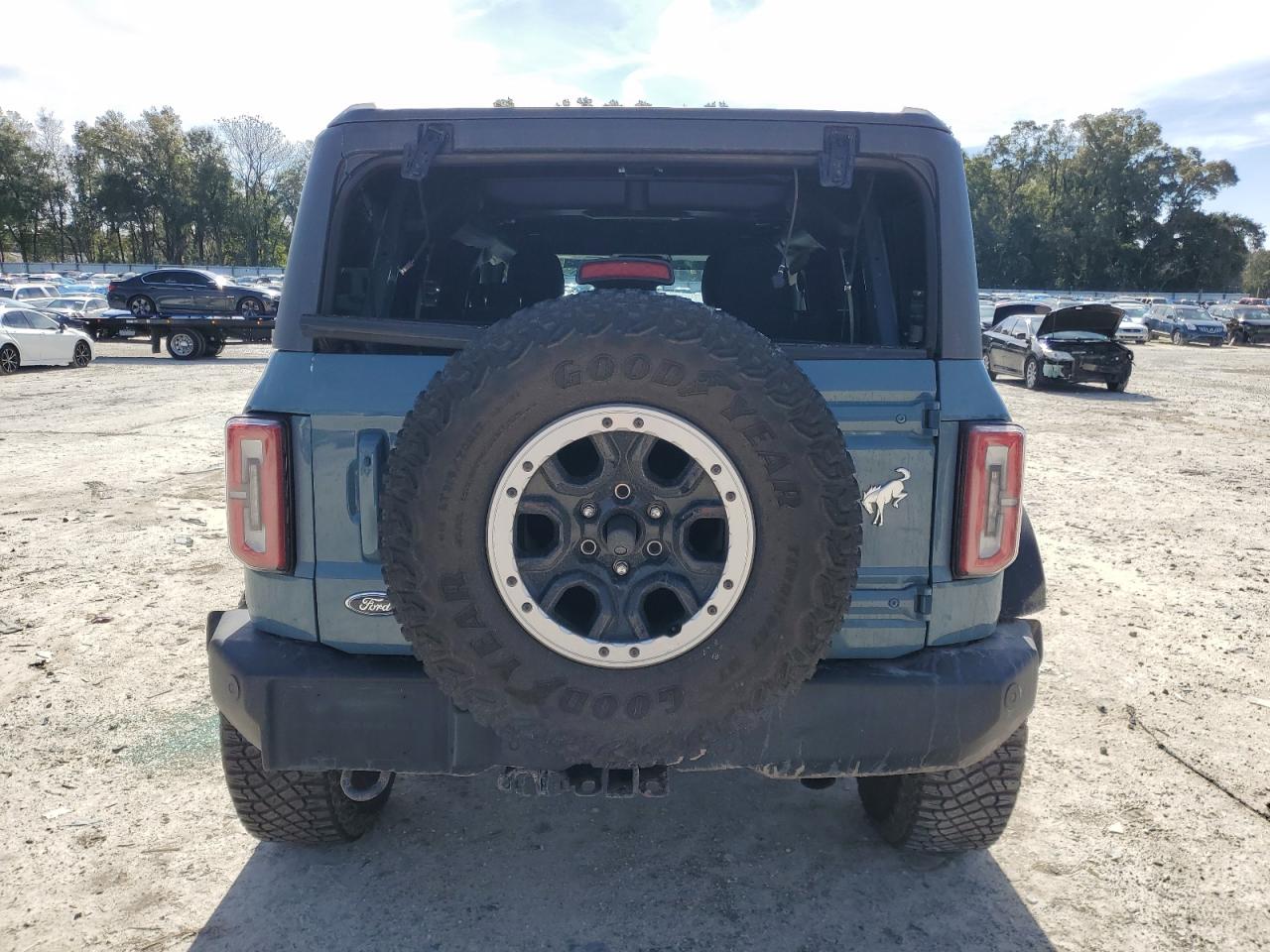 2022 Ford Bronco - Image 6