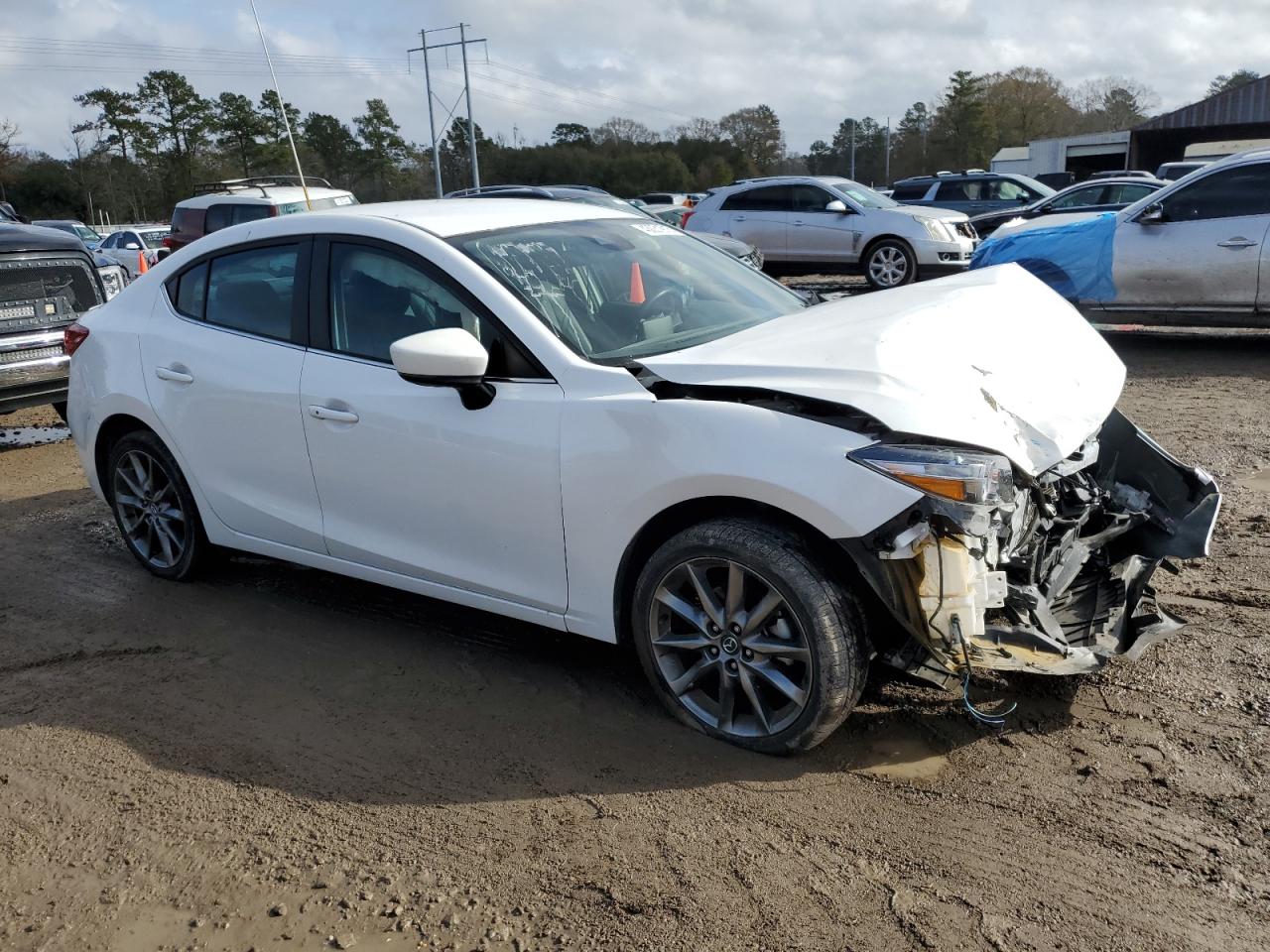 2018 Mazda 3 - Image 4