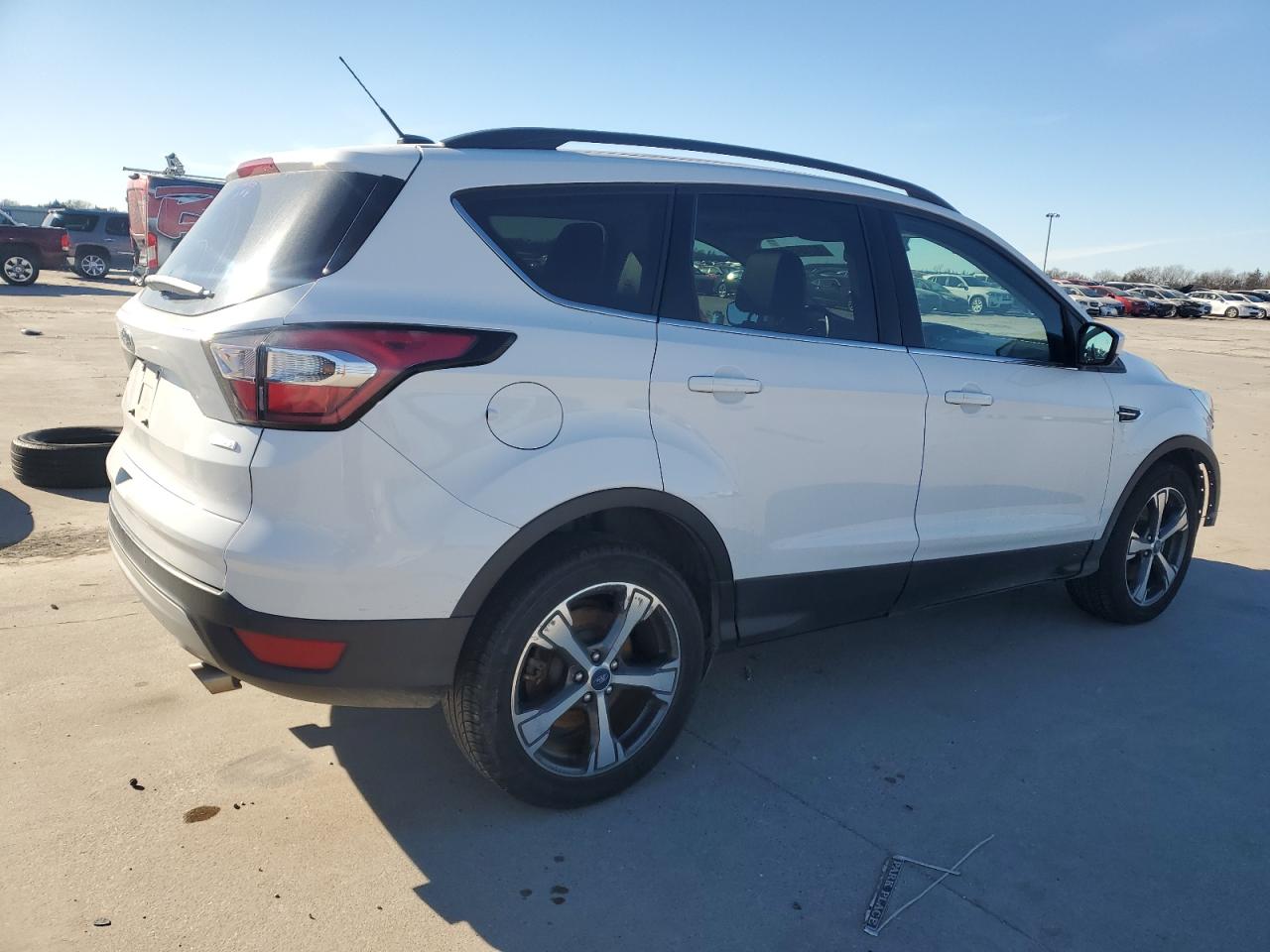 VIN 1FMCU0G91HUE36913 2017 FORD ESCAPE no.3