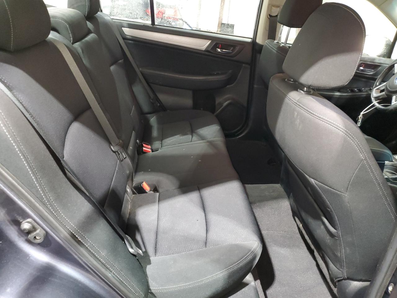 2016 Subaru Legacy - Image 10