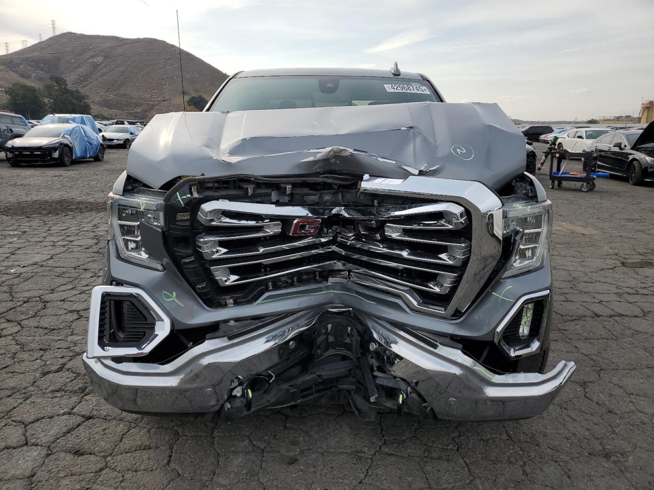 2019 GMC Sierra - Image 5