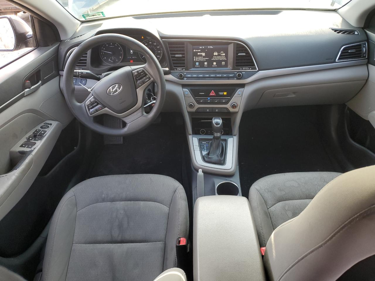 2018 Hyundai Elantra - Image 8