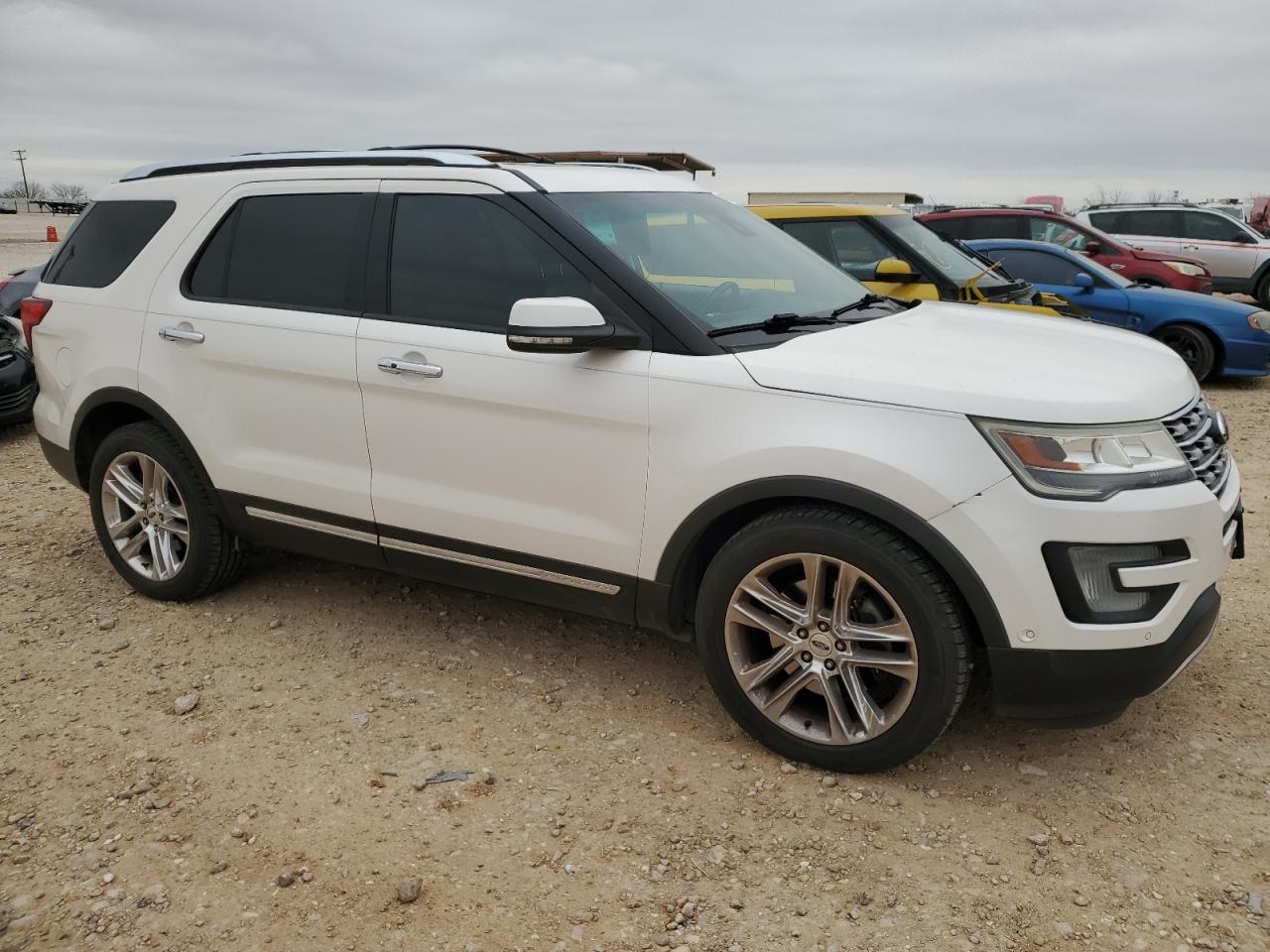 2016 Ford Explorer - Image 4