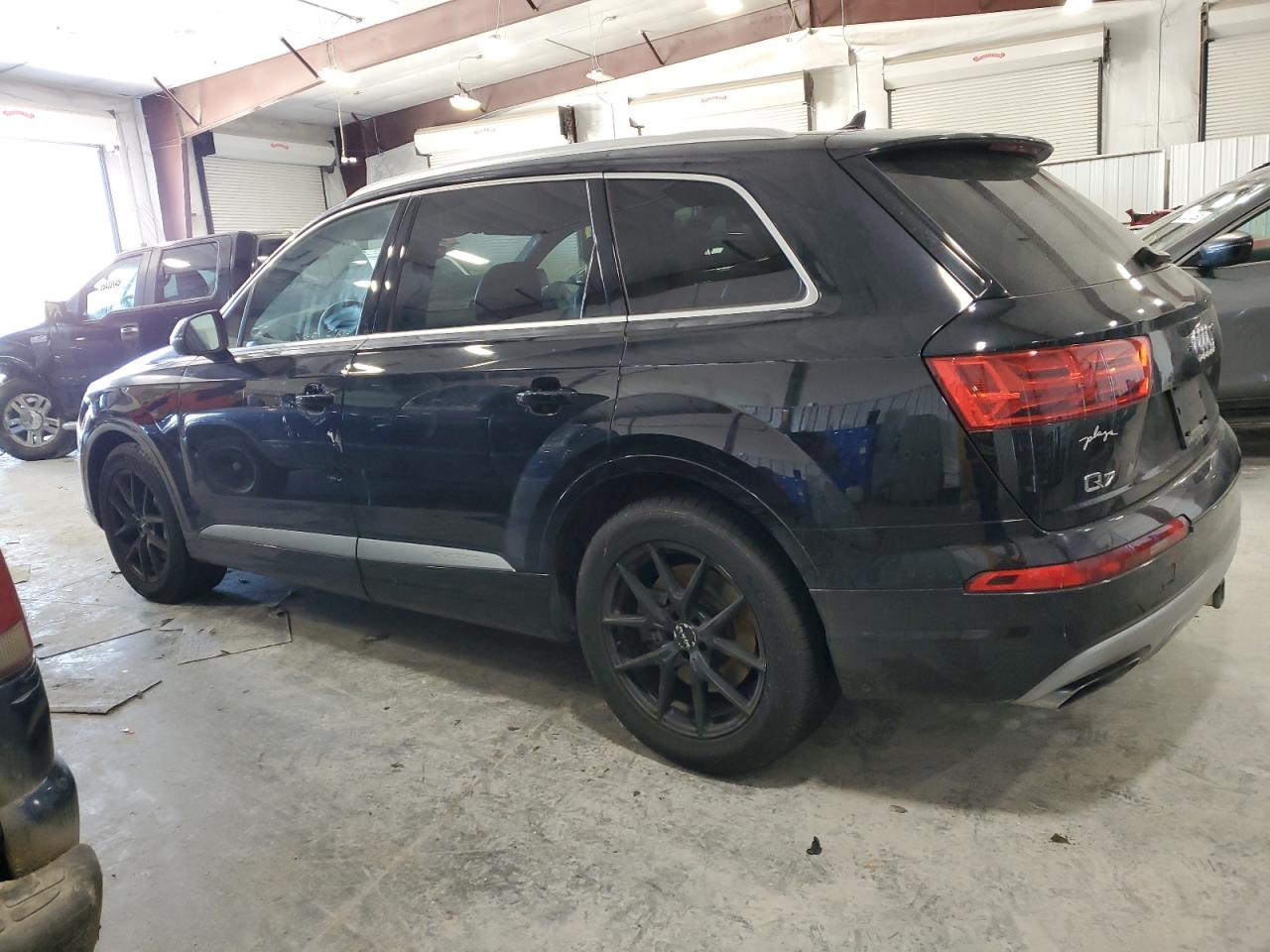 2018 Audi Q7 - Image 2