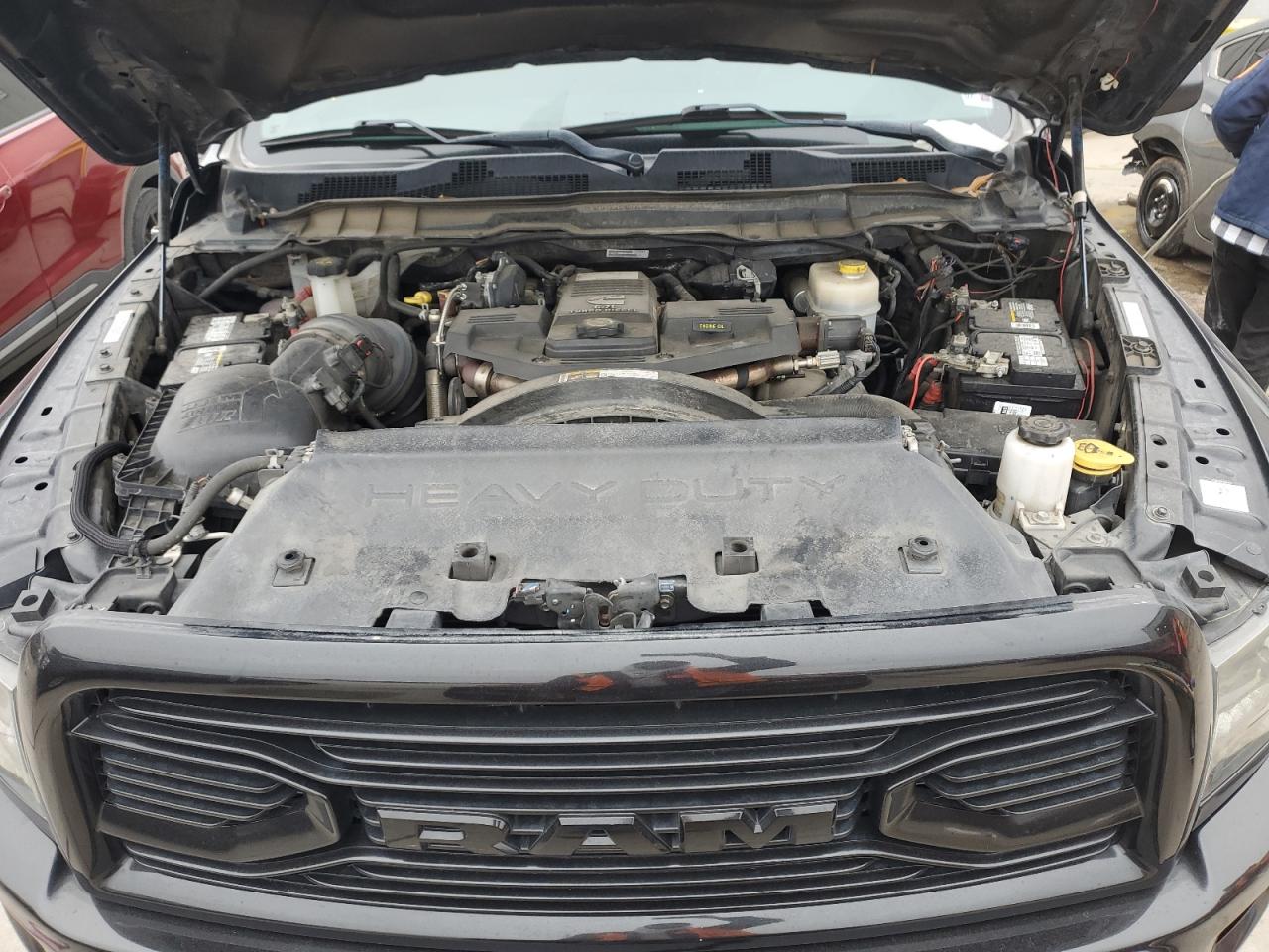 2018 RAM 3500 - Image 11
