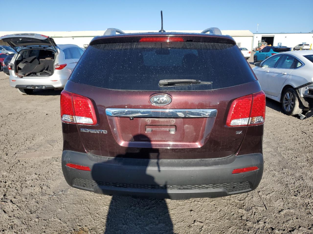 2011 Kia Sorento Ex VIN: 5XYKU3A17BG067570 Lot: 42695095