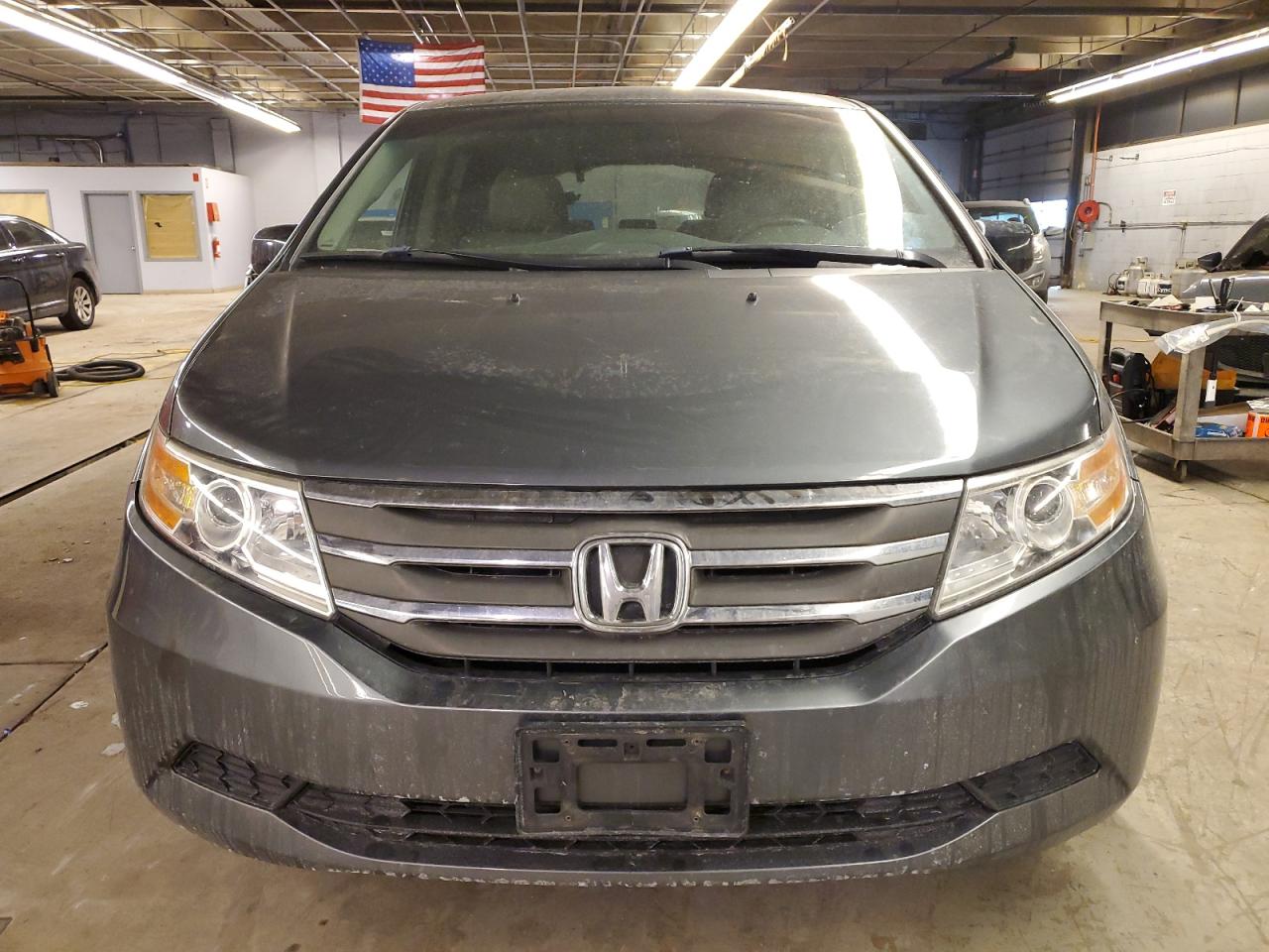 2011 Honda Odyssey - Image 5