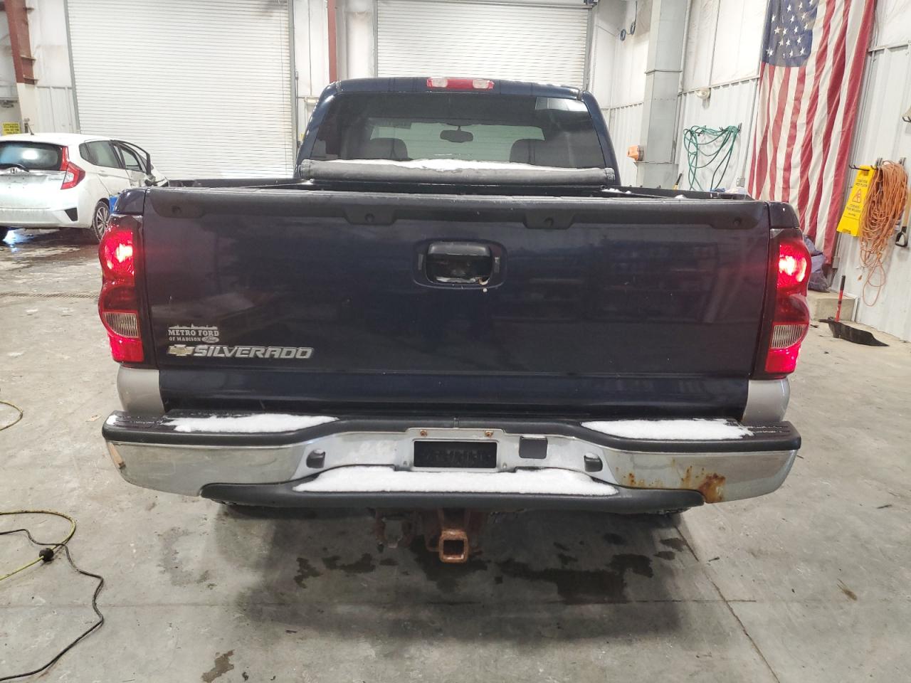 2006 Chevrolet Silverado - Image 6