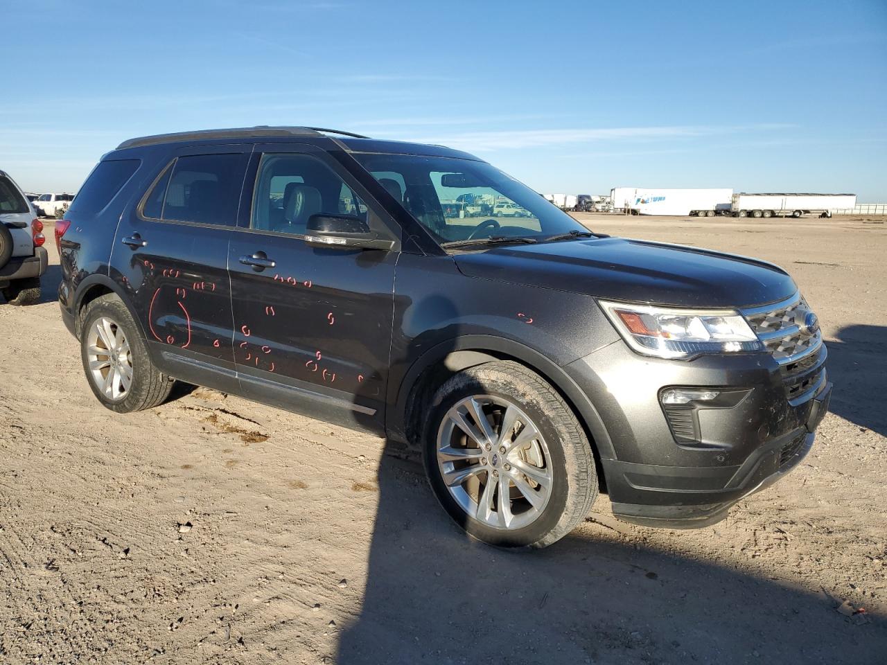 2018 Ford Explorer - Image 4