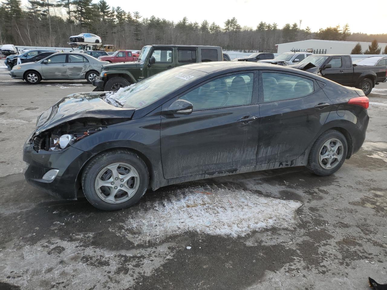 2013 Hyundai Elantra - Image 1