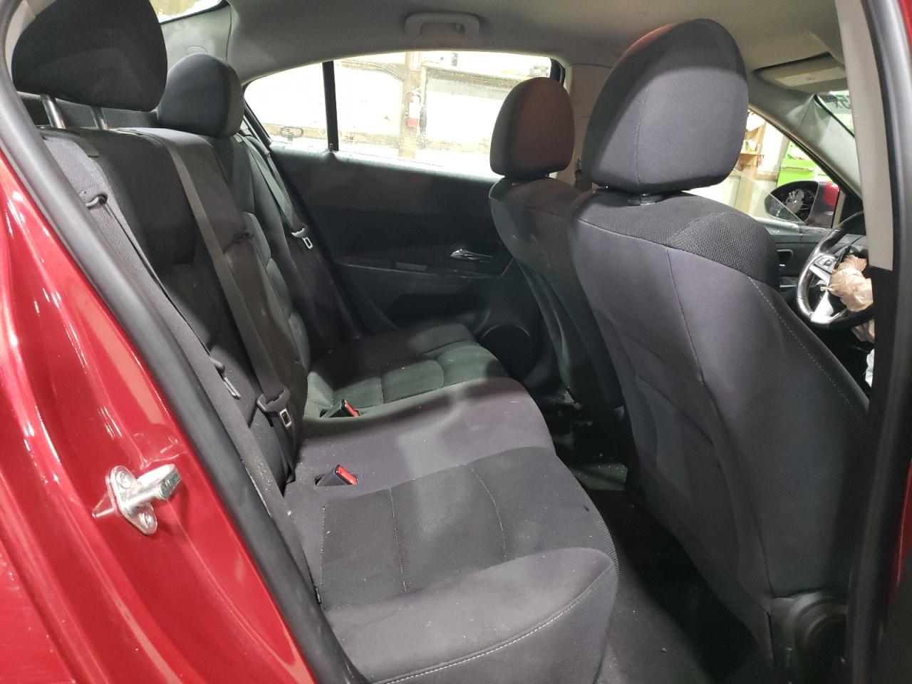 2014 Chevrolet Cruze - Image 10