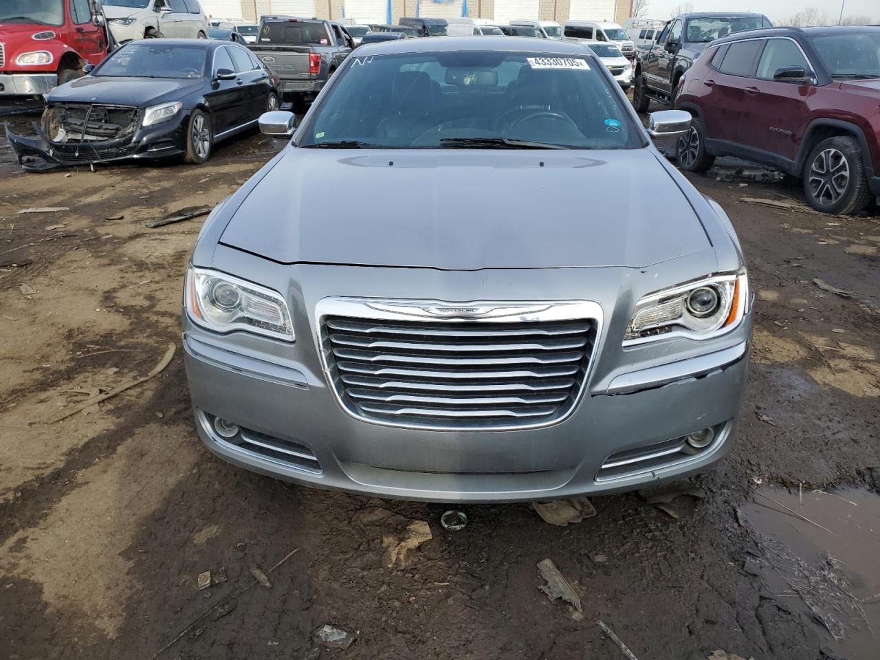 2011 Chrysler 300 - Image 5