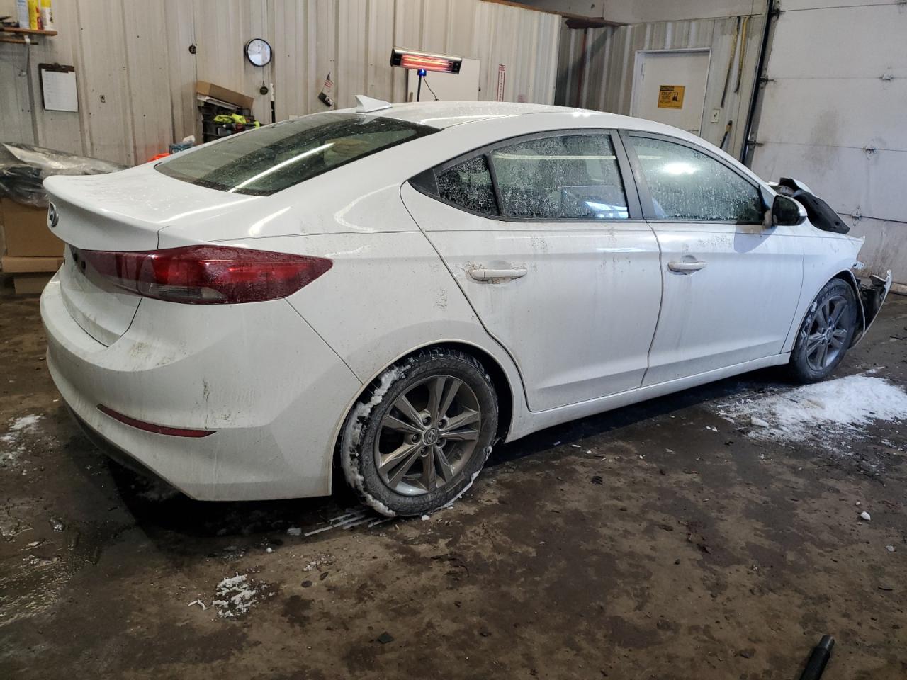 2018 Hyundai Elantra - Image 3