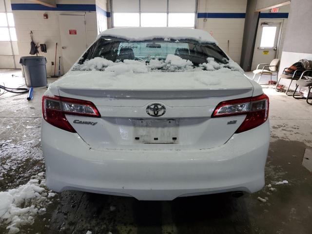  TOYOTA CAMRY 2012 Белы