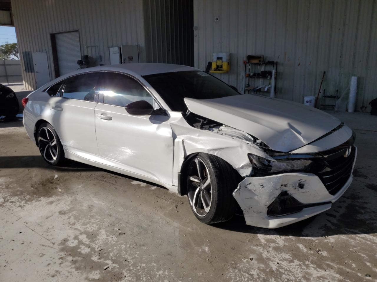 2022 Honda Accord - Image 4