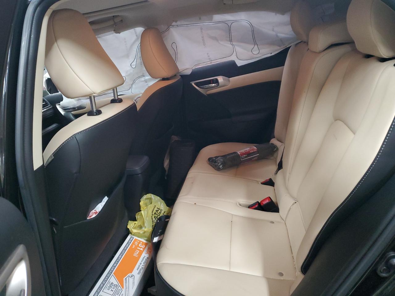 2015 Lexus CT - Image 10