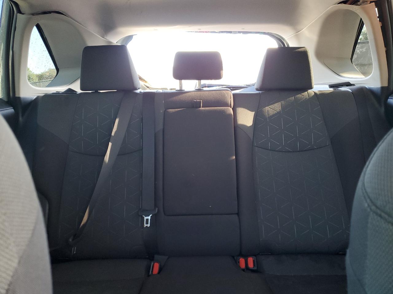 2022 Toyota RAV 4 - Image 10