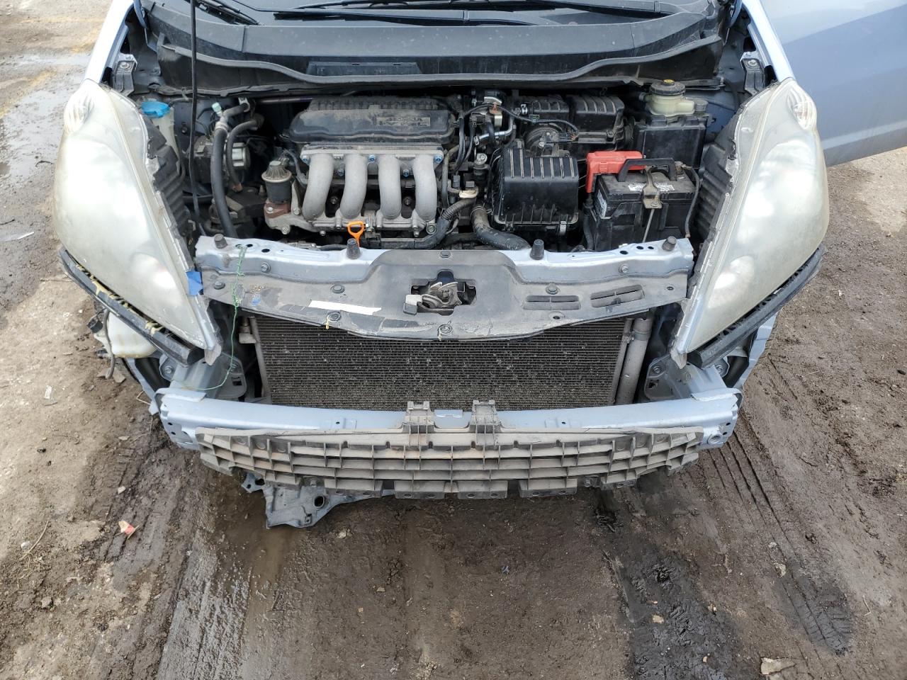 2009 Honda Fit - Image 11