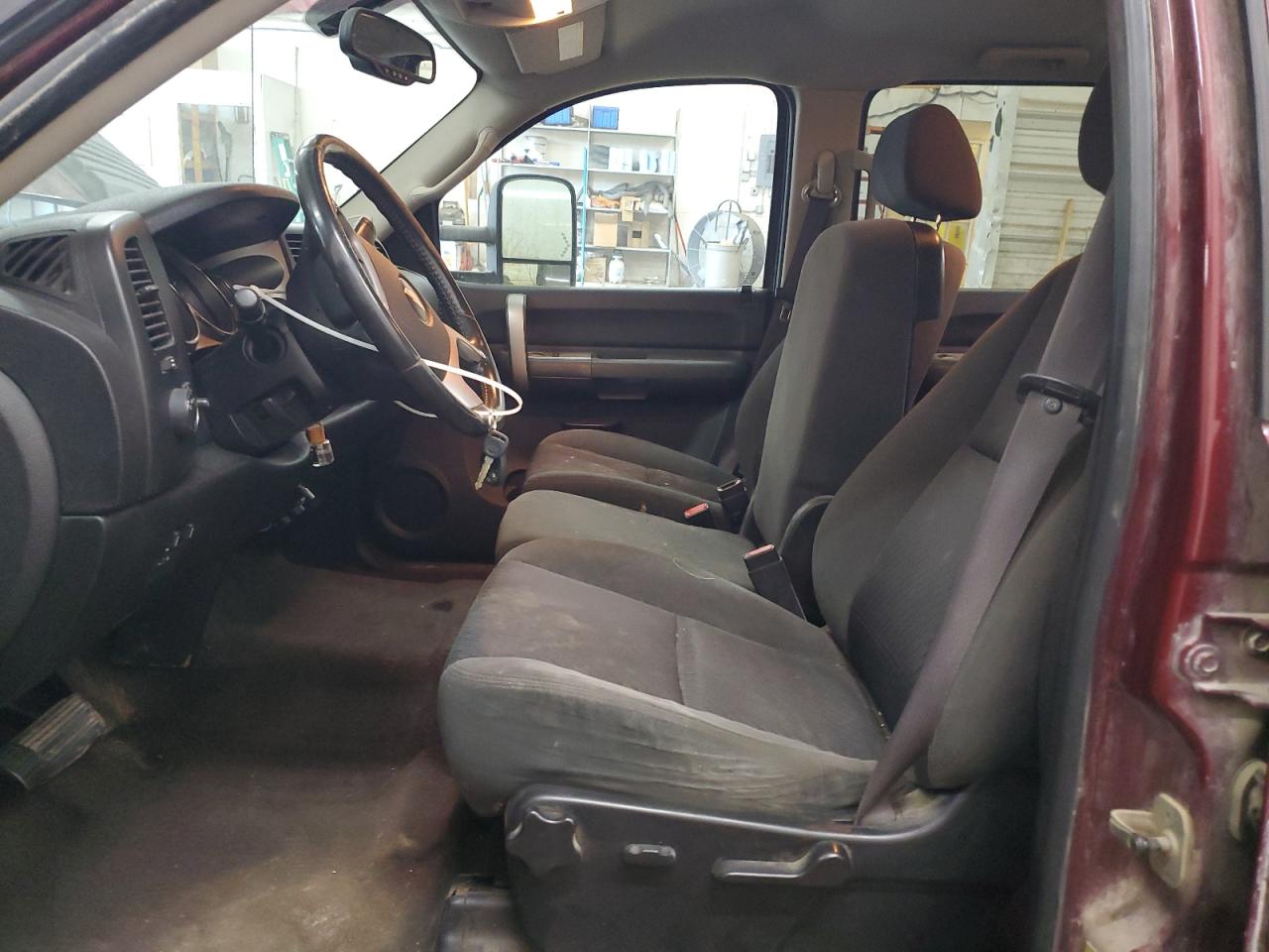 2009 Chevrolet Silverado - Image 7